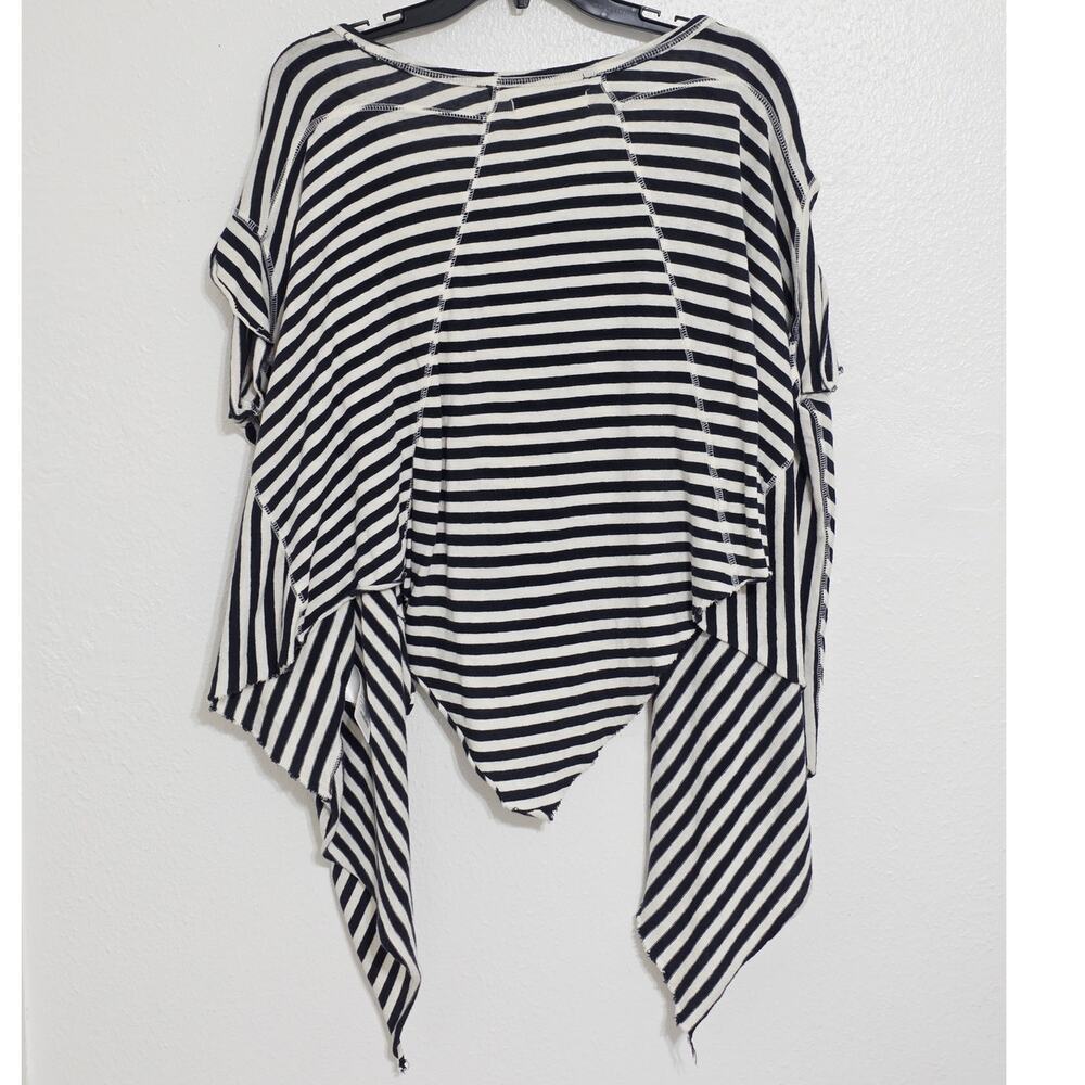 Free People We the Free Angel Striped T-Shirt Navy White Size Small - Picture 4 of 9